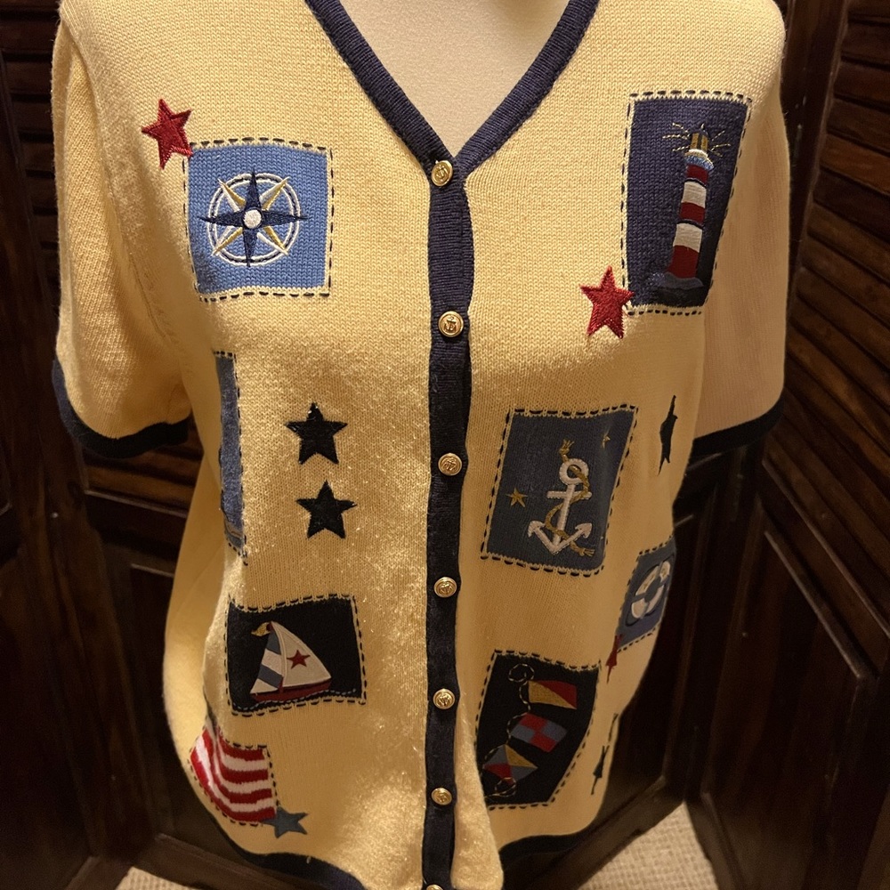 NWOT Croft & Barrow short sleeved, front button, (brass), nautical sweater.